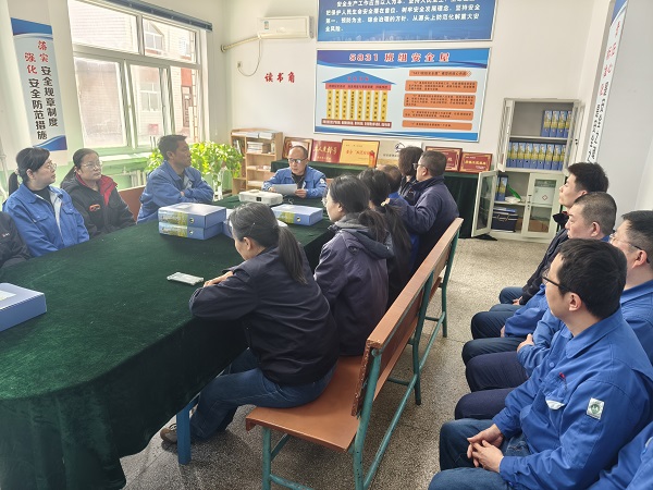 �ƿص��ǲ���֯�������������е���첿ĥ���������н���ѧϰ.jpg